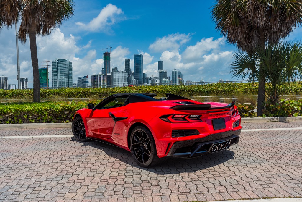 Chevrolet Corvette Z06 Convertible — photo 3 of 15, Red exterior with Black interior, available from KEY'D Miami