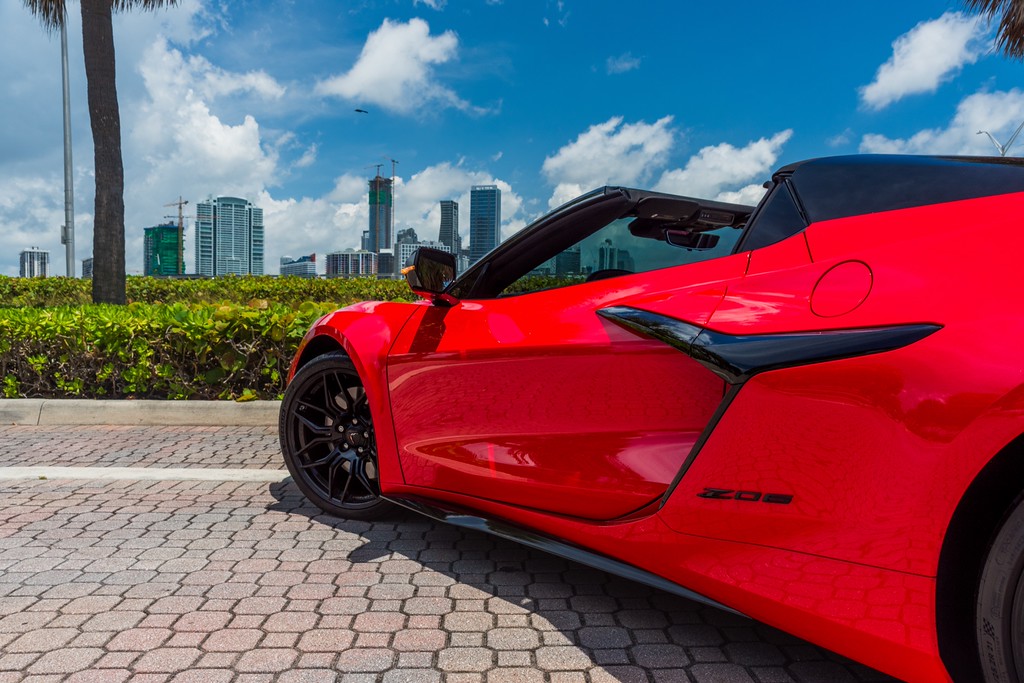 Chevrolet Corvette Z06 Convertible — photo 5 of 15, Red exterior with Black interior, available from KEY'D Miami