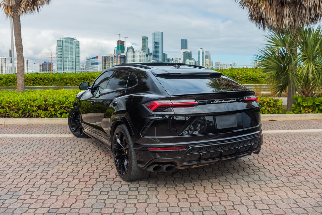 Lamborghini Urus — Black — photo 8 of 15, Black exterior with Black interior, available from KEY'D Miami