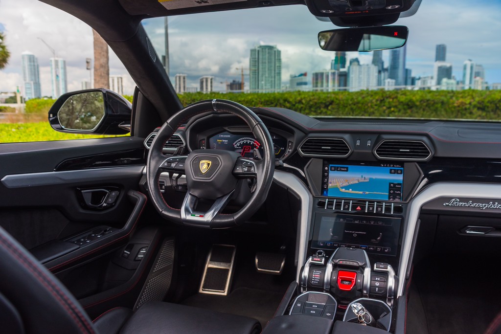 Lamborghini Urus — Black — photo 13 of 15, Black exterior with Black interior, available from KEY'D Miami