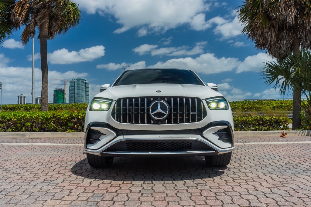 Mercedes-AMG GLE 53 — photo 13 of 15, White exterior with Black interior, available from KEY'D Miami