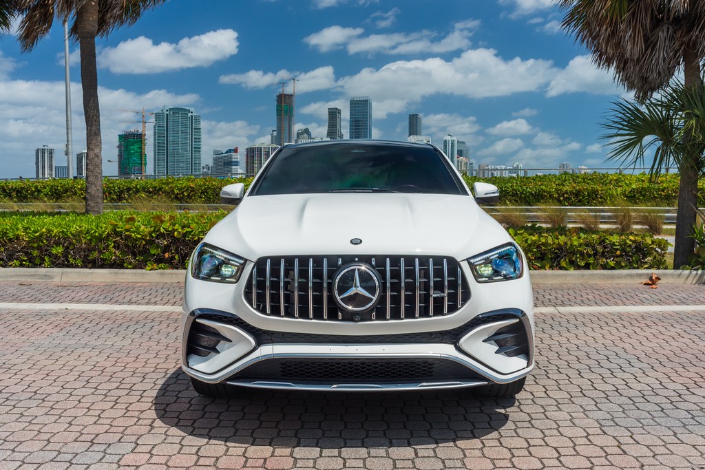 Mercedes-AMG GLE 53 — photo 14 of 15, White exterior with Black interior, available from KEY'D Miami