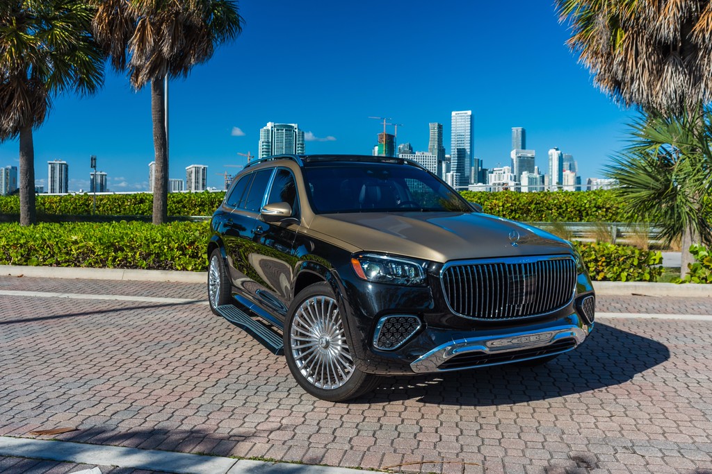 Mercedes-Maybach GLS 600 — photo 8 of 15, Obsidian Black / Kalahari Gold exterior with Black interior, available from KEY'D Miami