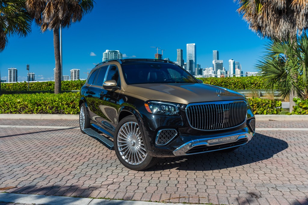 Mercedes-Maybach GLS 600 — photo 11 of 15, Obsidian Black / Kalahari Gold exterior with Black interior, available from KEY'D Miami