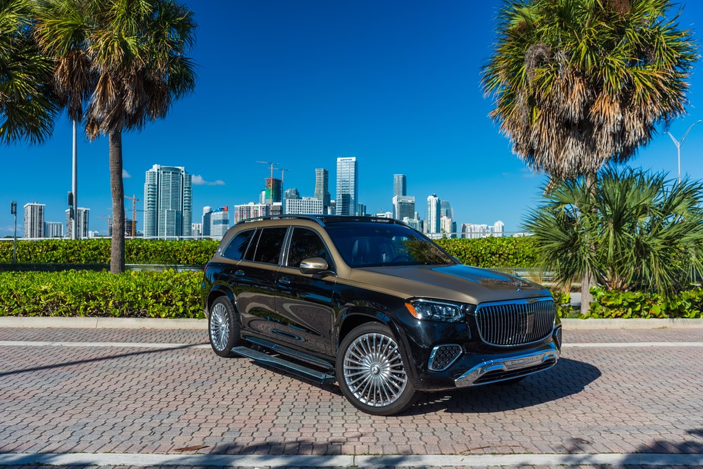 Mercedes-Maybach GLS 600 — photo 13 of 15, Obsidian Black / Kalahari Gold exterior with Black interior, available from KEY'D Miami